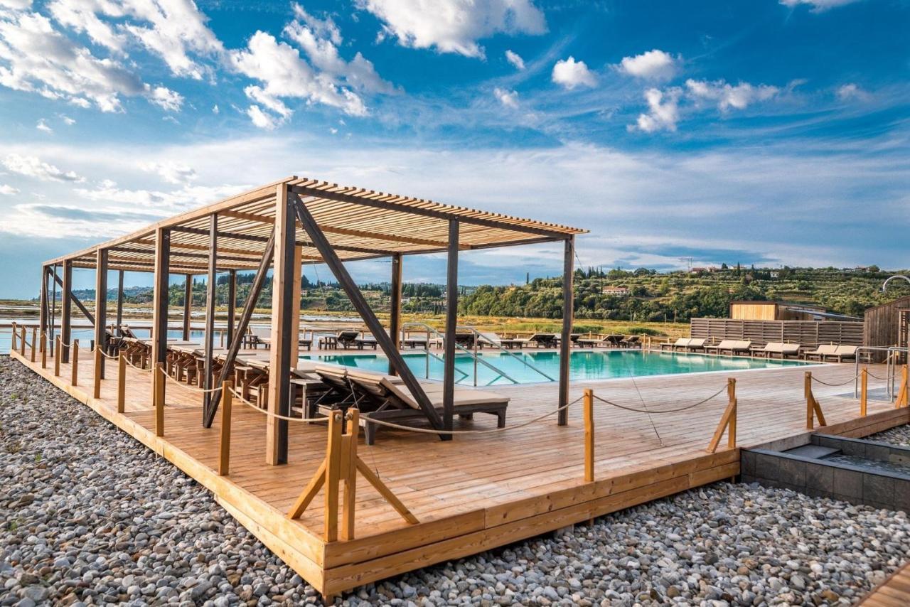 Apartment Burja Portoroz Bagian luar foto